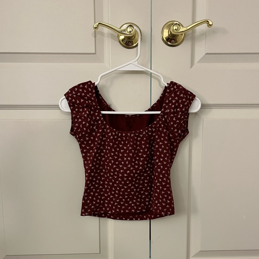 brandy melville burgundy shirt